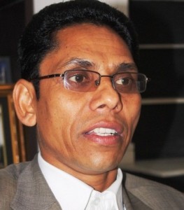 <!--:np--> राष्ट्रिय राजनितिक सभालाई संविधानसभाको पैतलामा राख्ने मुर्खता गरेका रहेछन, त्यो सम्भव छैन – खडगबहादुर विश्वकर्मा ‘ प्रकाण्ड ‘ पोलिटब्यूरो सदस्य, नेकपा – माओवादी<!--:-->